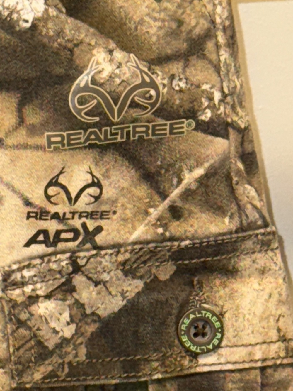 Realtree APX Realtree Camo Cargo Pants in Brown and Green - Picture 9 of 16